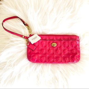 Coach Peyton Wristlet (NWT)